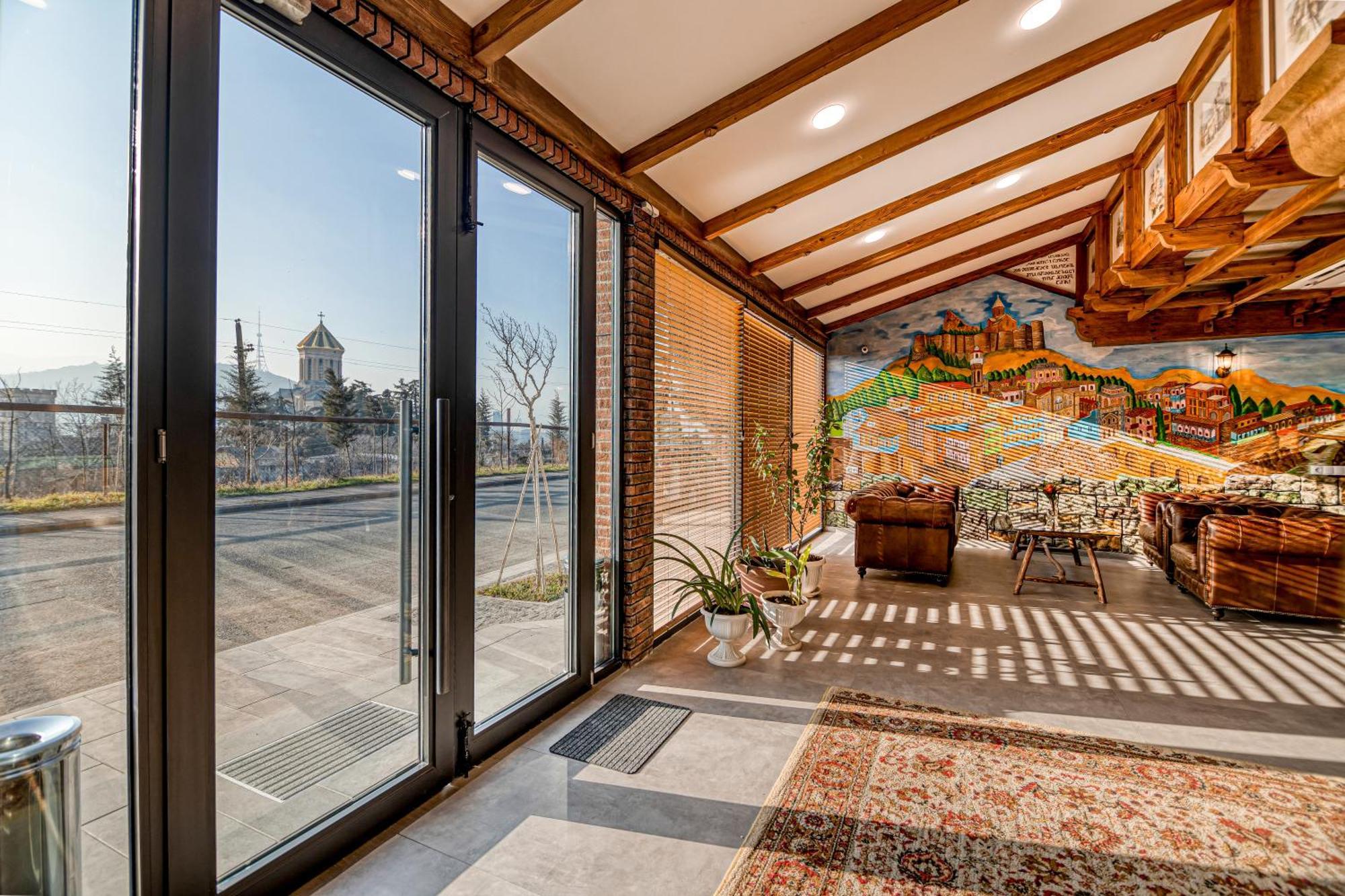 Ivy Hotel Tbilisi Luaran gambar